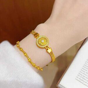 New Luxury Women's Gold Watch and Bracelet